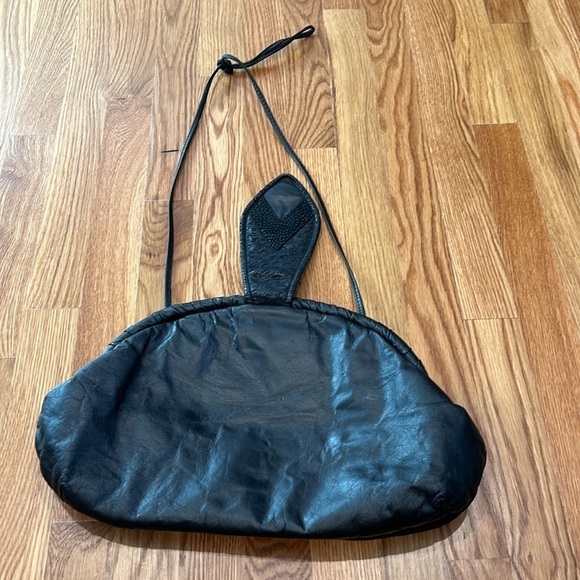 Vintage Fifth Avenue handbags black leather half circle embossed patchwork purse - Picture 6 of 8